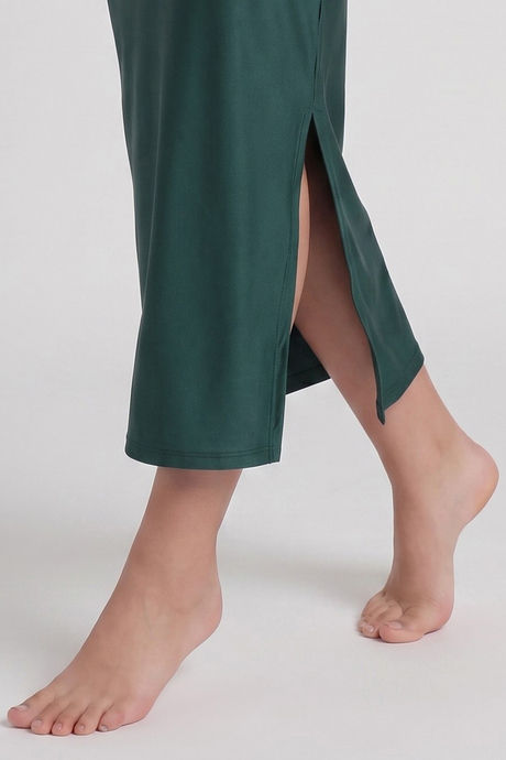 Zivame Shimmer Stretchy Saree Underskirt - Posy Green — image 4